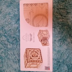 UGEARS MECHANICAL MODEL (collectors)